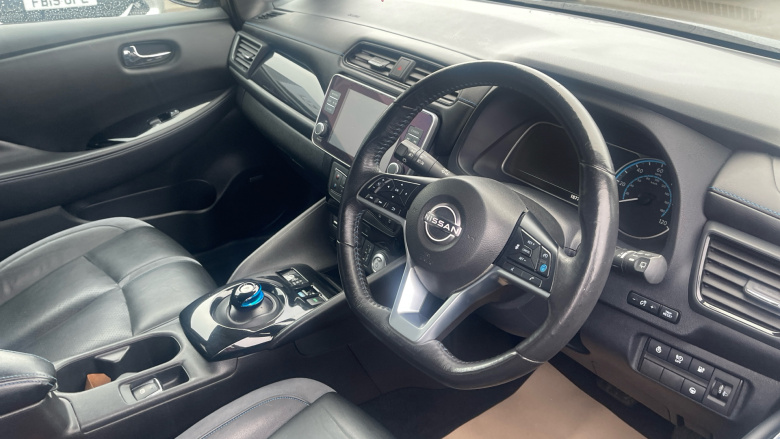 Nissan LEAF 110kW Tekna 39kWh 5dr Auto Electric Hatchback